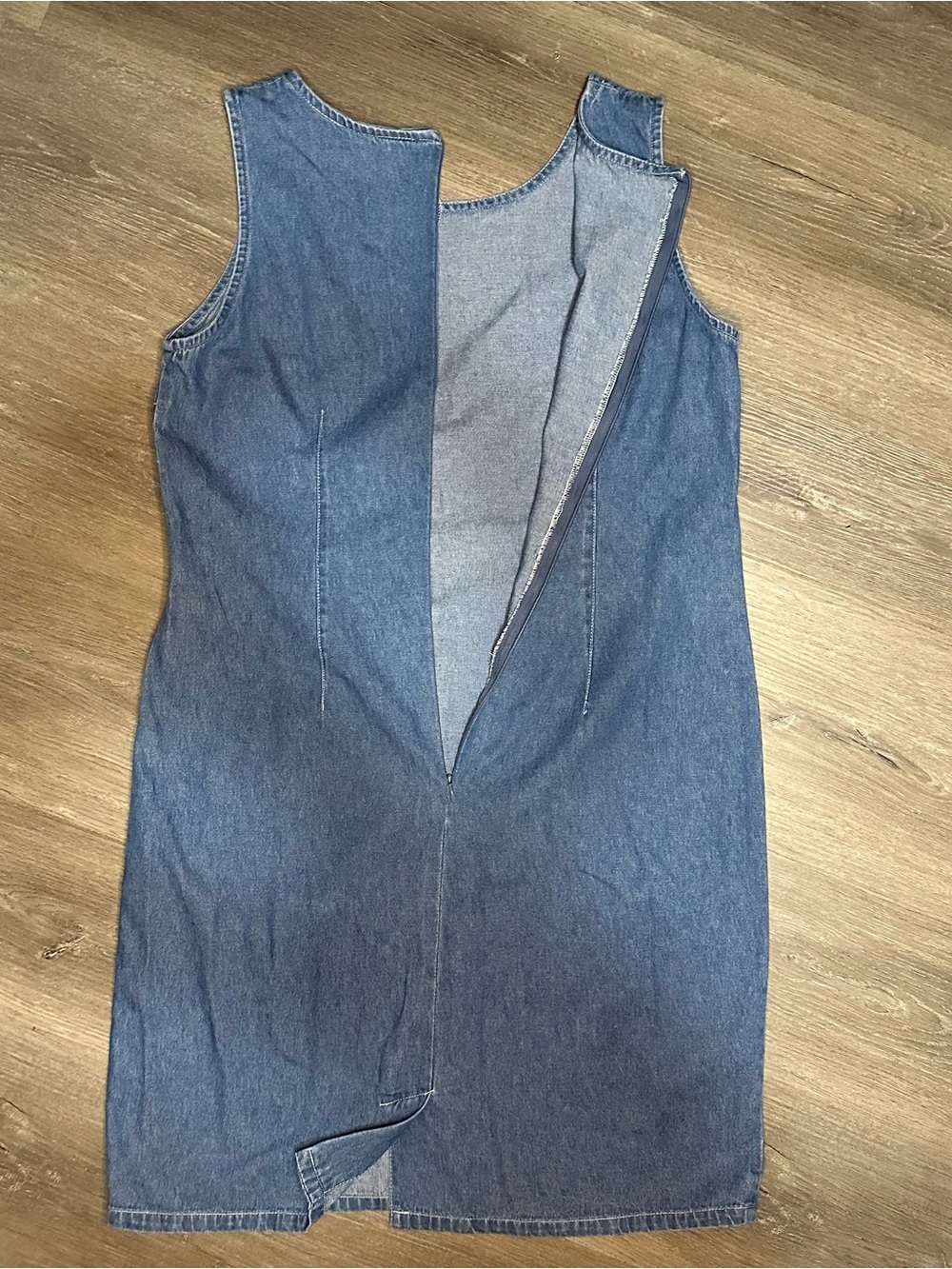 Vintage 1980s Sleeveless Midi Denim Dress | M/L - Picture 5 of 5